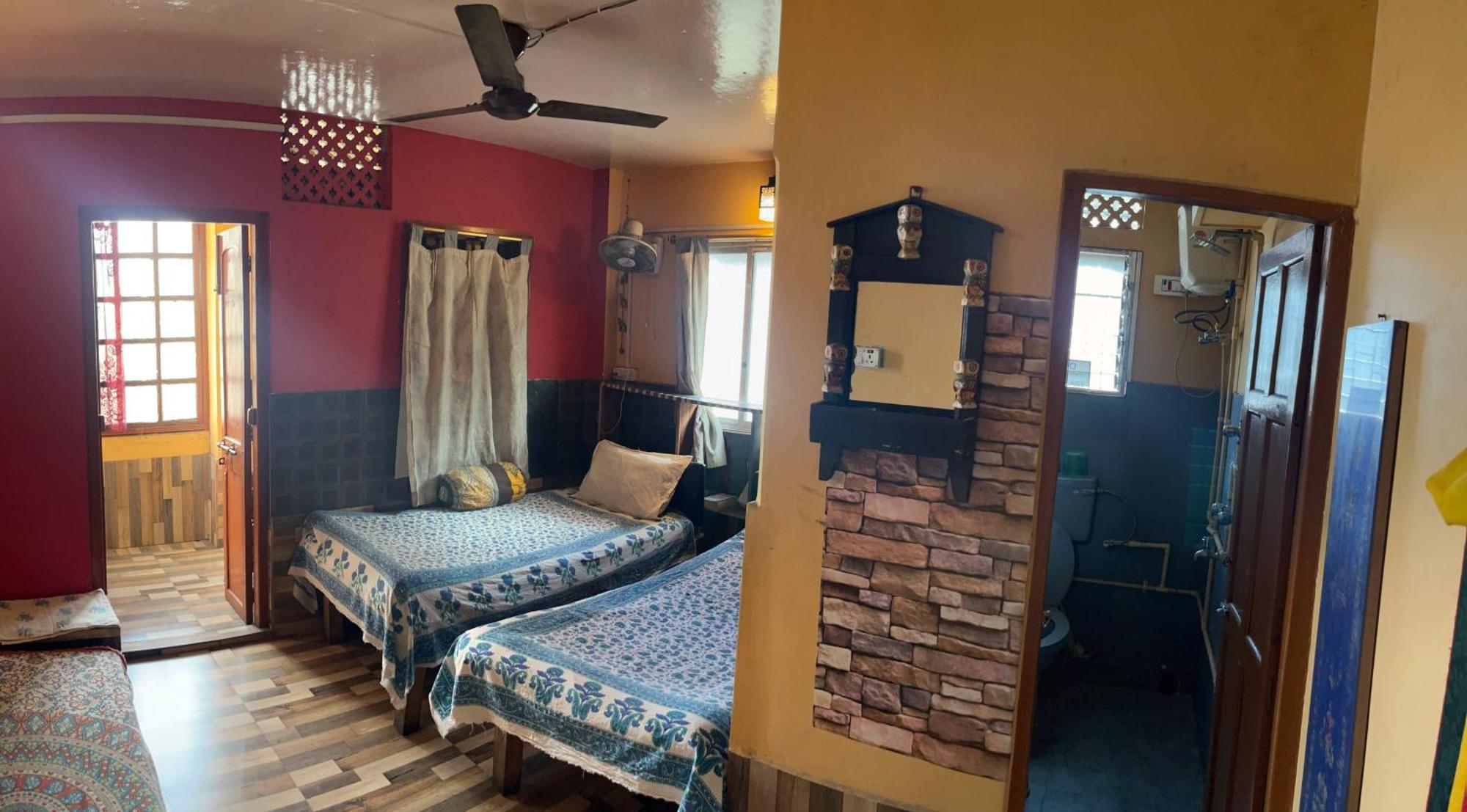 Calcutta Backpackers Appartamento Esterno foto