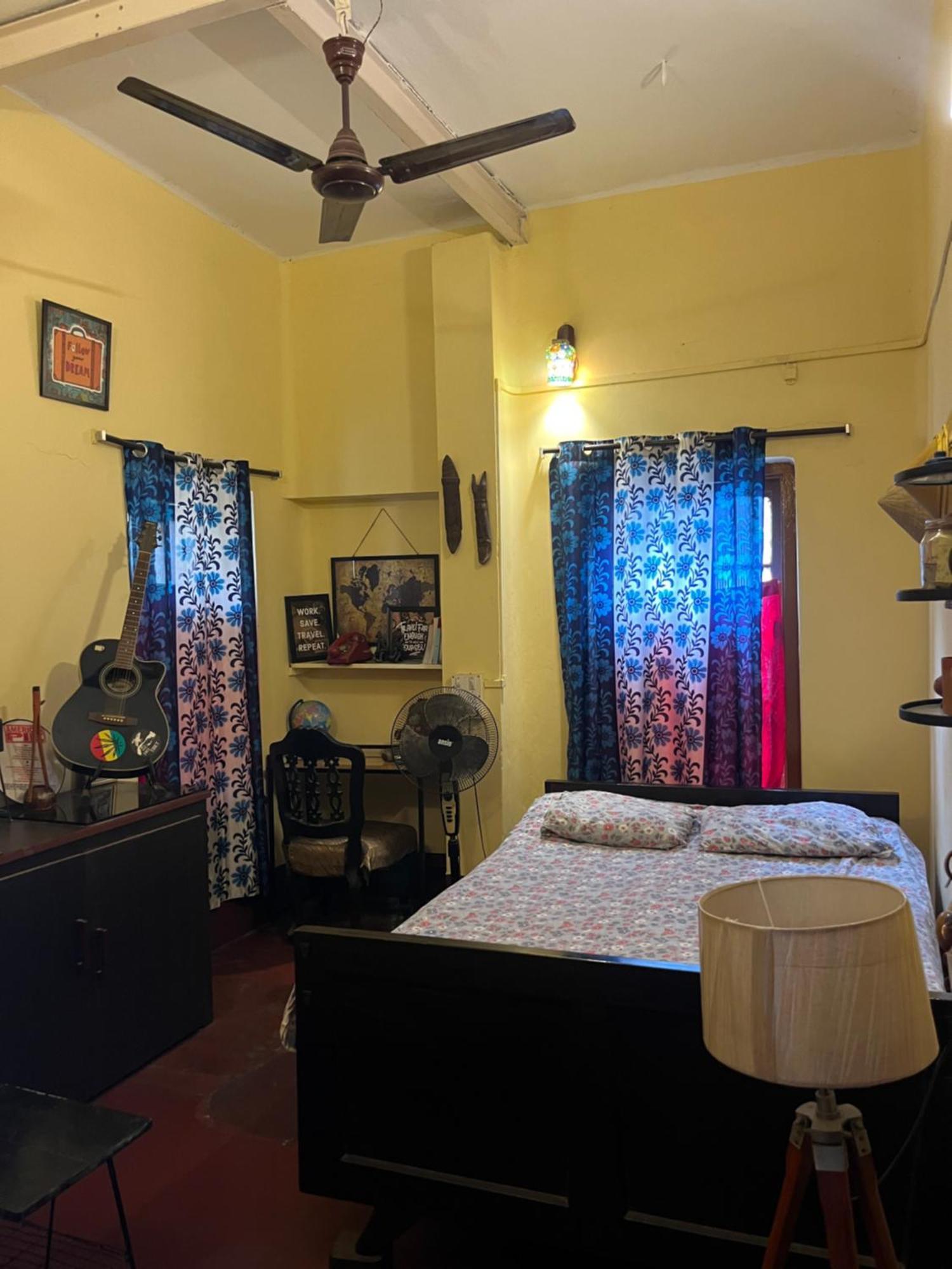 Calcutta Backpackers Appartamento Esterno foto